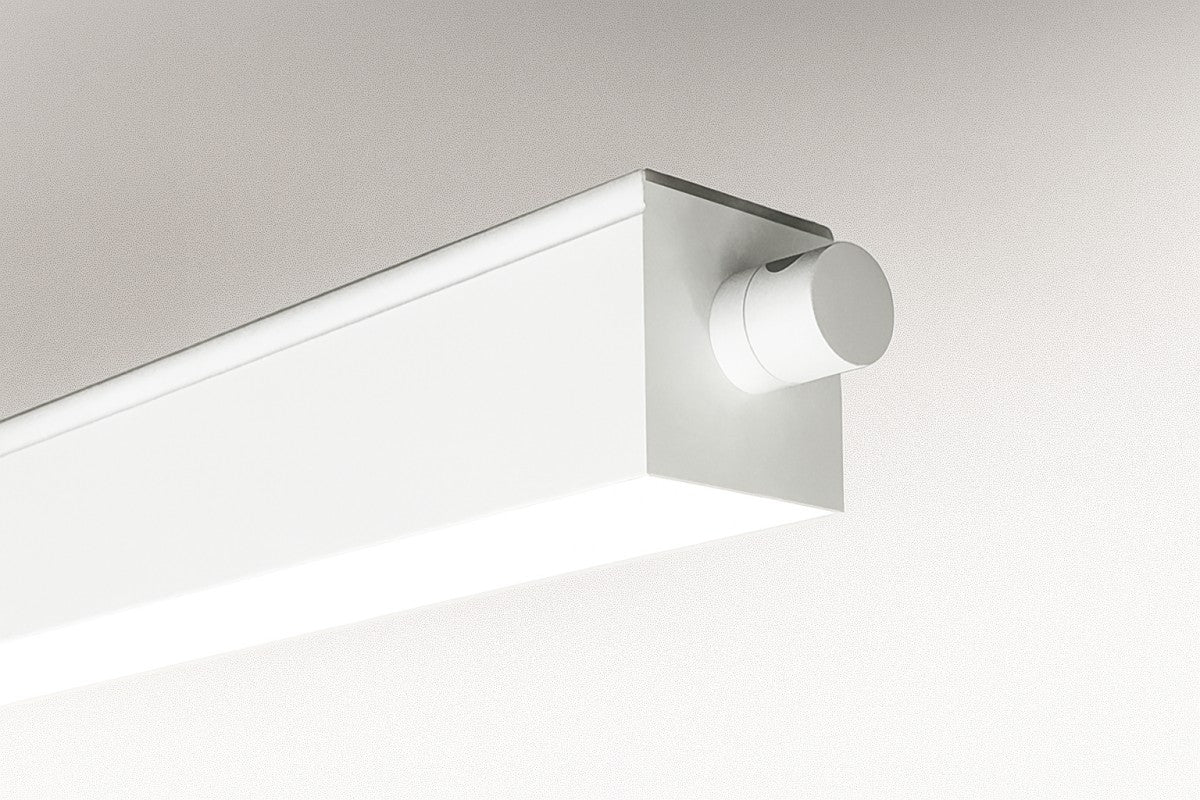 Utopia Lighting Cube 4-Wet LED Linear Fixture