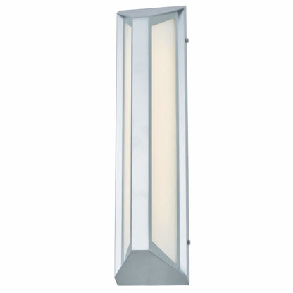 Wet location rated outdoor side light in a sleek modern design