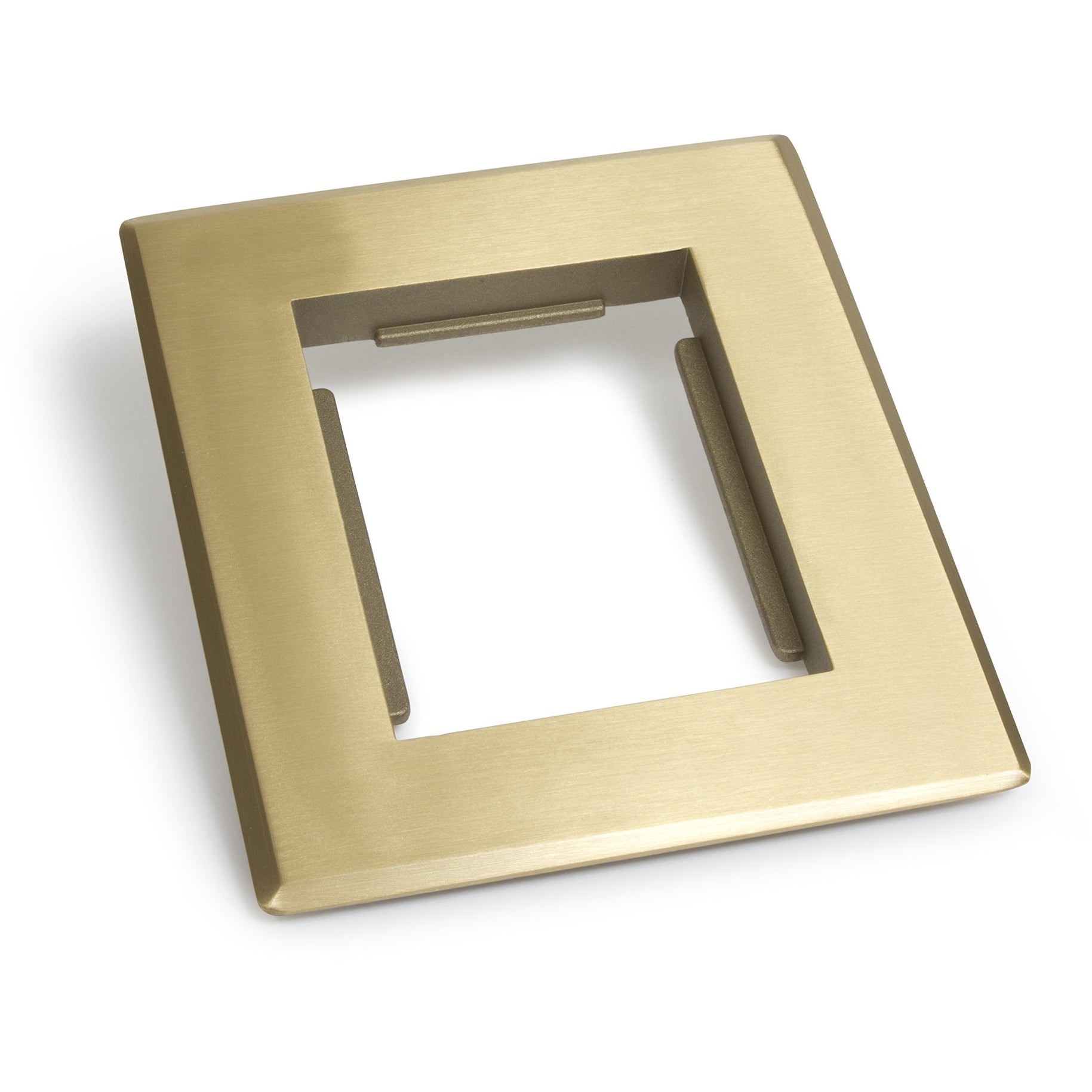 Lew Electric CF-1101-DFB Brass carpet flange