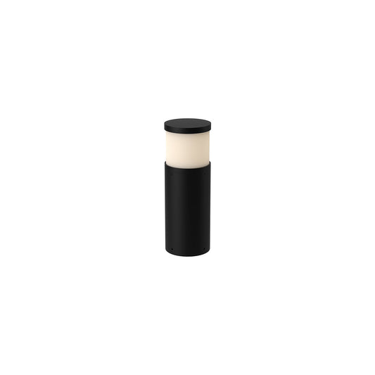 Kuzco Chadworth black [universal voltage] exterior bollard EB46418-BK-UNV