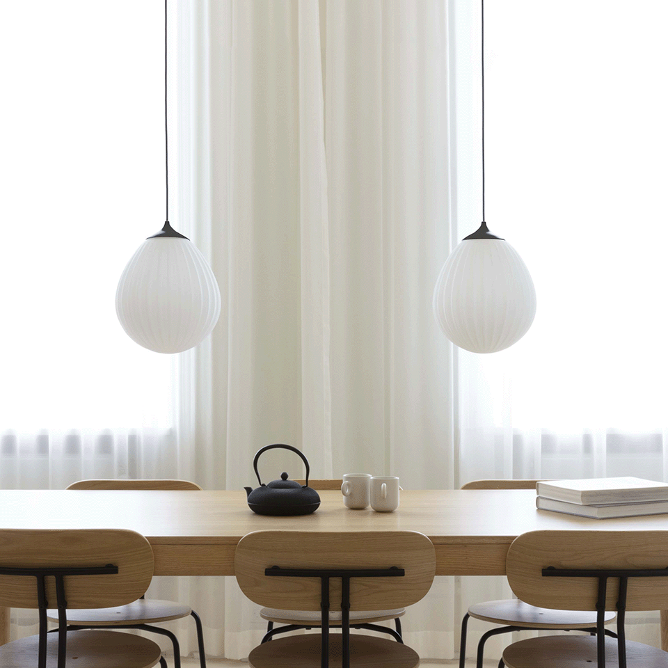 UMAGE Around The World Medium with Pendant Top Cover - Black — styled interior view 4