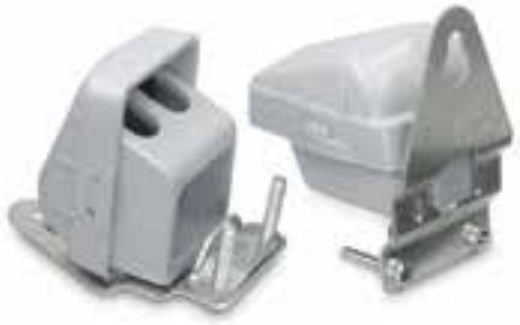 Morris 21774 PVC Entrance Cap - Cable Clamp